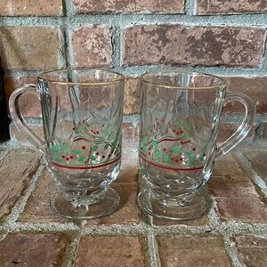 Vtg Libbey Christmas Holly Set of 2 Glass Footed Mugs